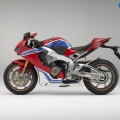 honda-cbr1000rr-2017003