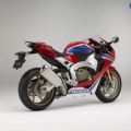 honda-cbr1000rr-2017004