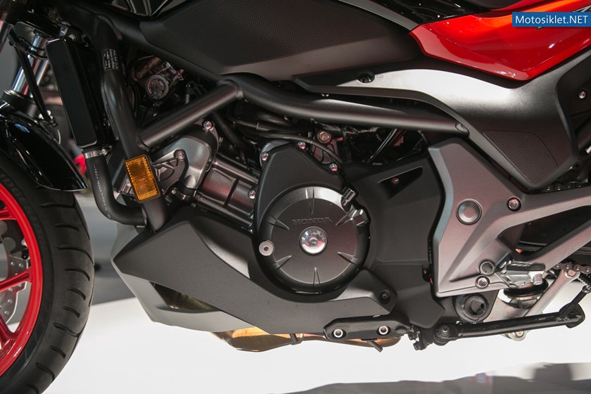 milan-motosiklet-fuari-2015-honda_35