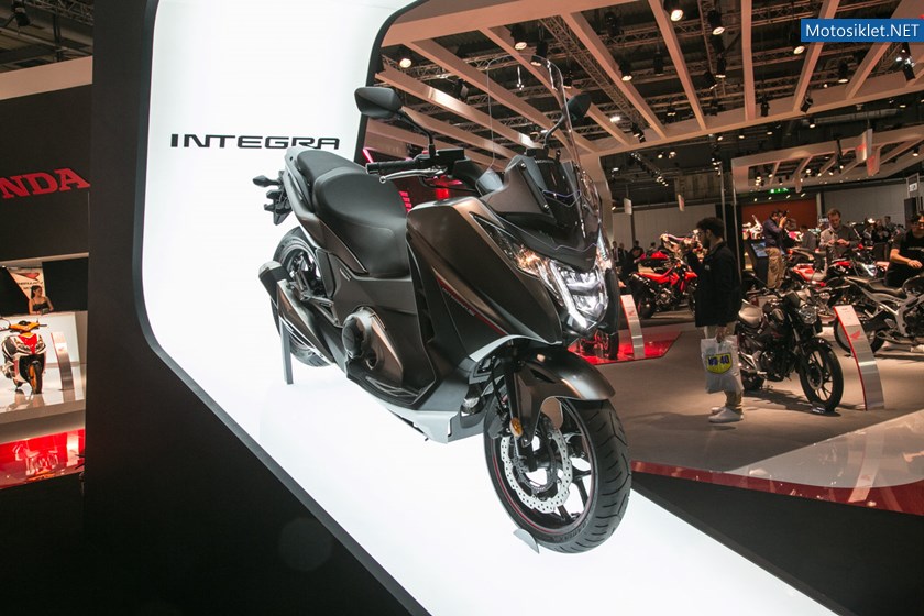 milan-motosiklet-fuari-2015-honda_64