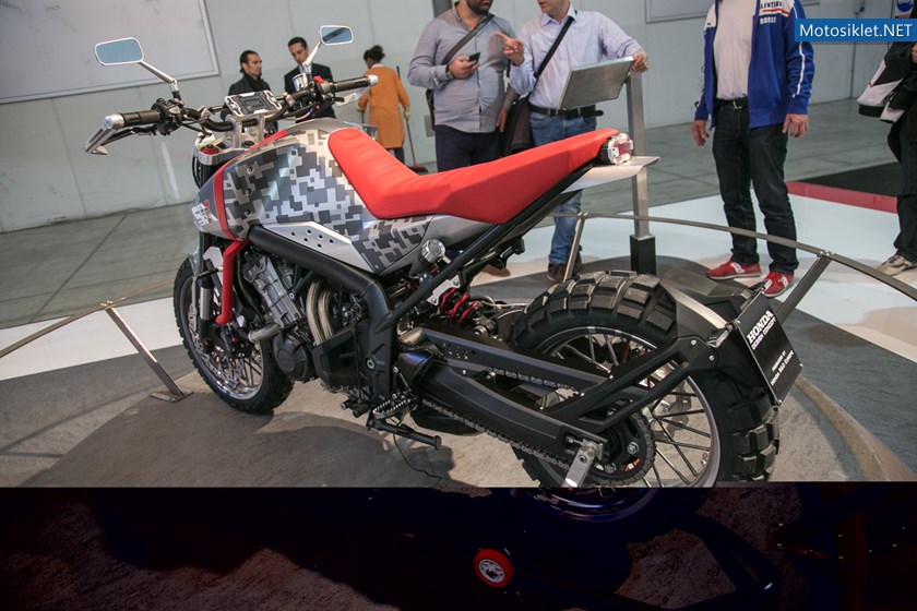 milan-motosiklet-fuari-2015-honda_91