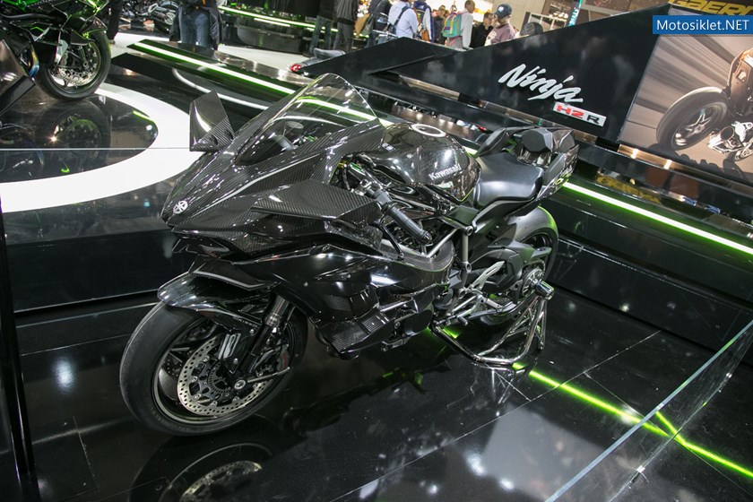 kawasaki-milan-motosiklet-fuari-2015_17