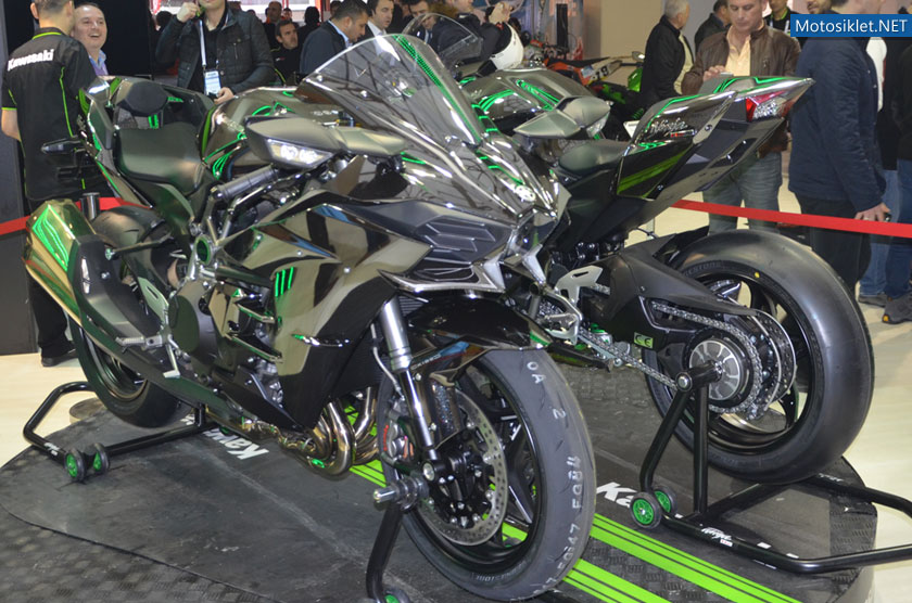 kawasaki-2016-motosiklet-fuari-25