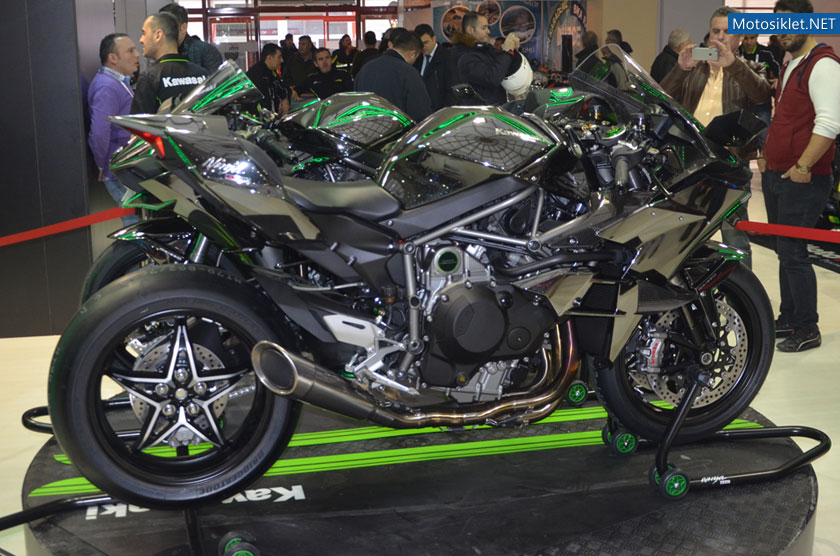 kawasaki-2016-motosiklet-fuari-26
