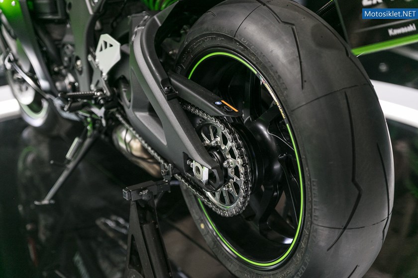 stand-kawasaki-a-intermot-2016_2