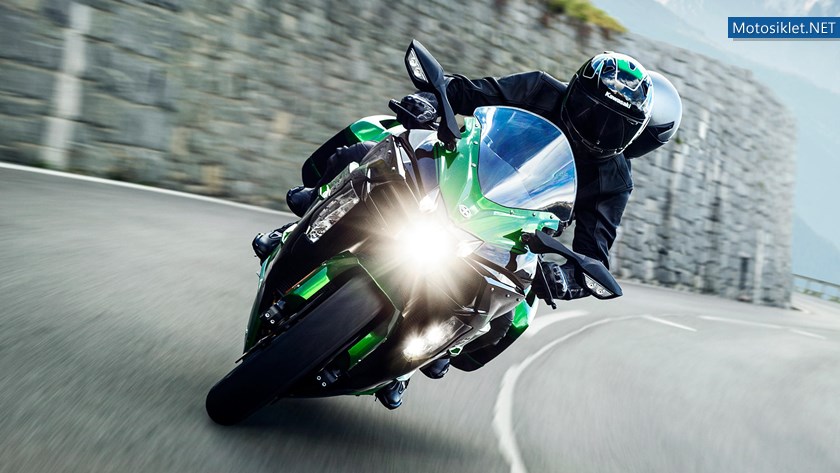 kawasaki-ninja-h2-sx-se2018-2