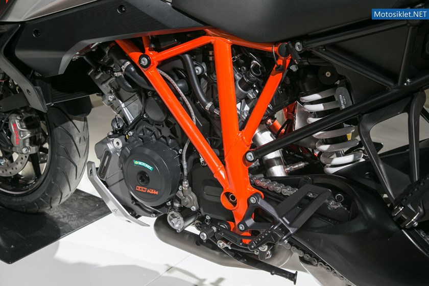 ktm-milan-motosiklet-fuari-2015_19