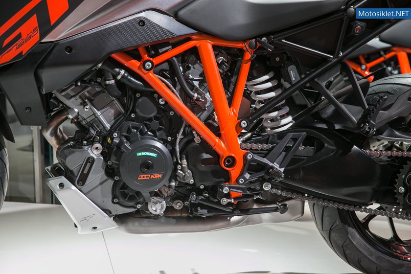 ktm-milan-motosiklet-fuari-2015_24