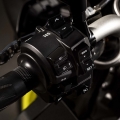 2016-Yamaha-MT-10-details-02