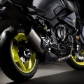 2016-Yamaha-MT-10-details-04