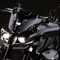 2016-Yamaha-MT-10-details-09