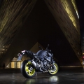 2016-Yamaha-MT-10-static-01