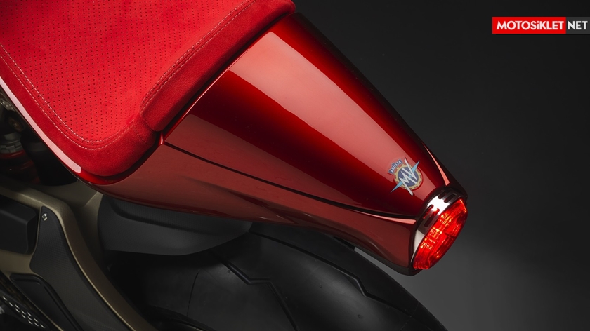 MV-Agusta-F3-Superveloce-11