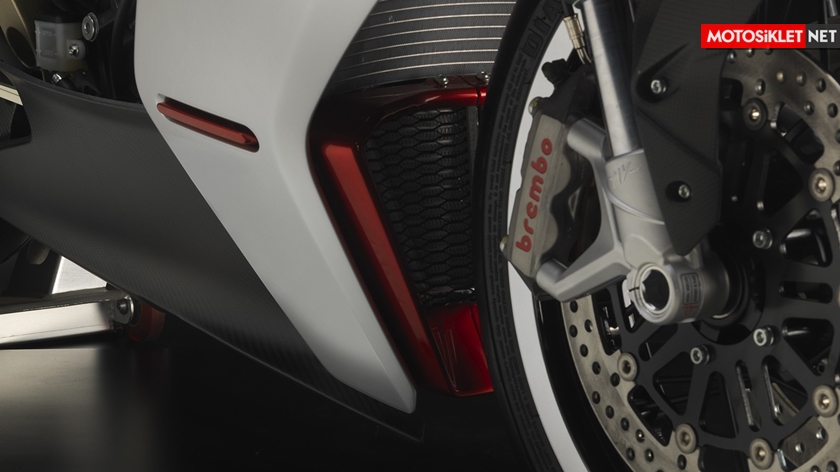 MV-Agusta-F3-Superveloce-13