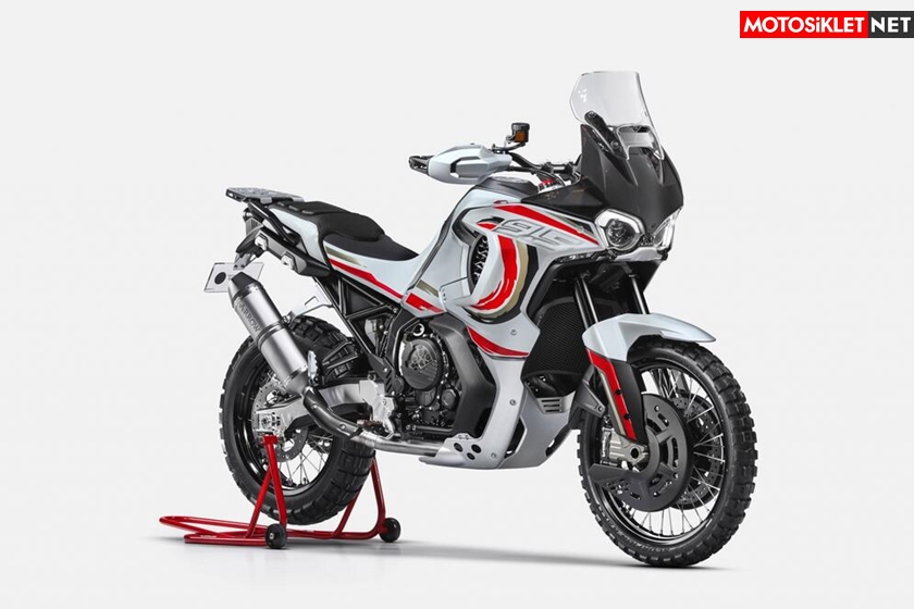 MV-Agusta-Lucky-Explorer-950-5-scaled