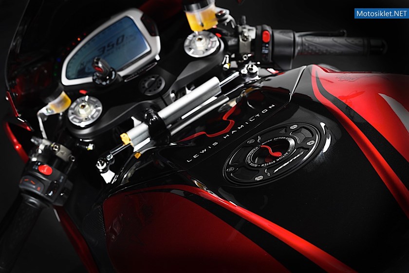 mv-agusta-puts-out-special-lewis-hamilton-model_25