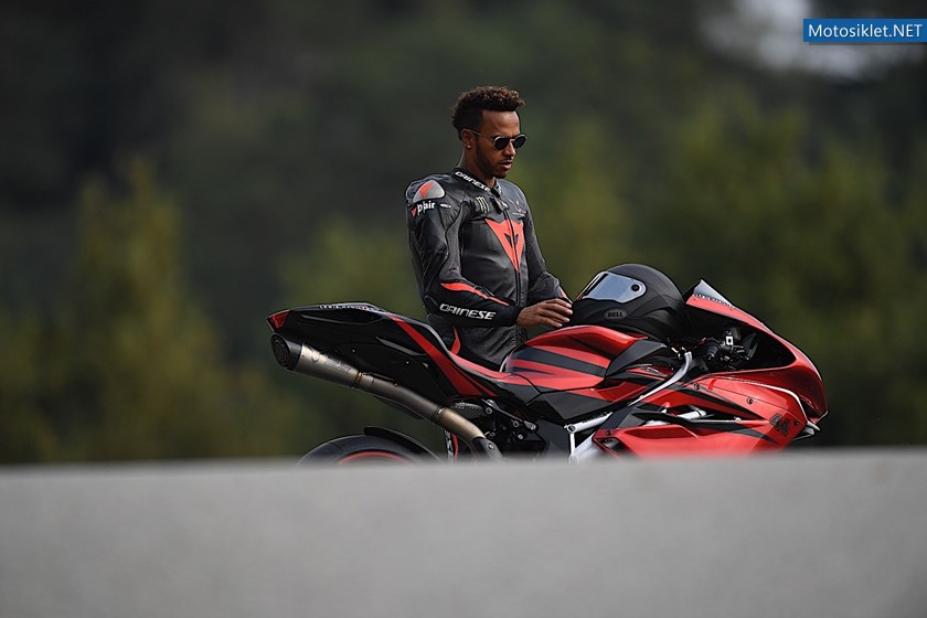 mv-agusta-puts-out-special-lewis-hamilton-model_29