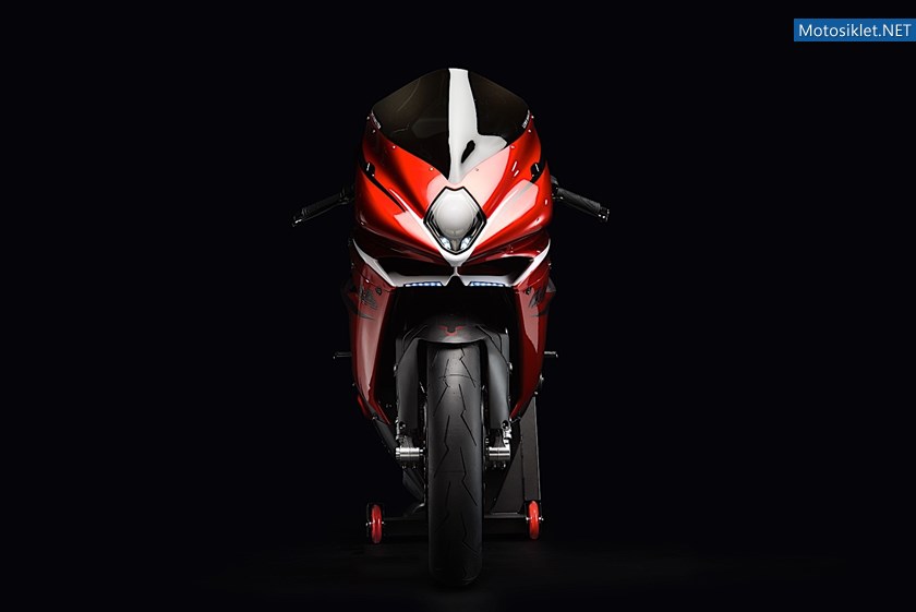 mv-agusta-puts-out-special-lewis-hamilton-model_6