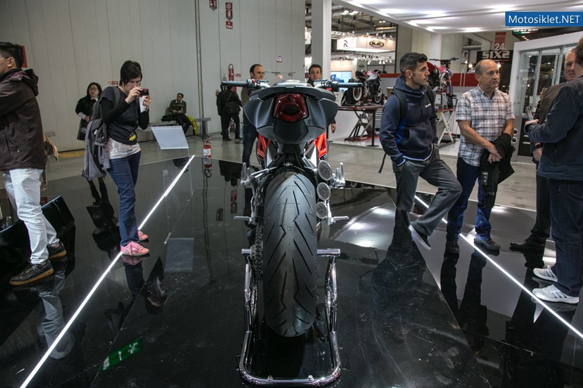 milan-motosiklet-fuari-2015-mv-agusta_8