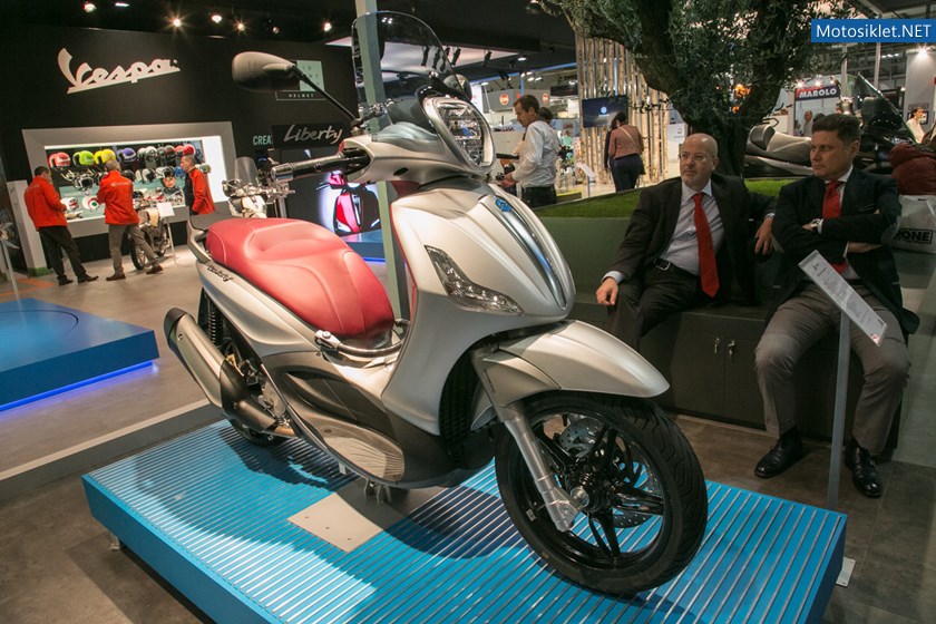 piaggio-milan-motosiklet-fuari-2015_5