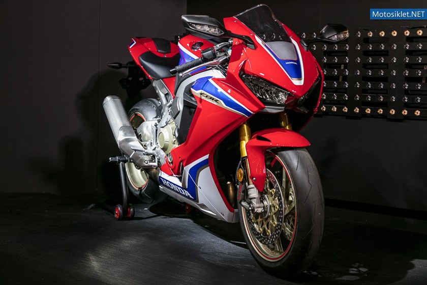 stand-honda-a-intermot-2016_34