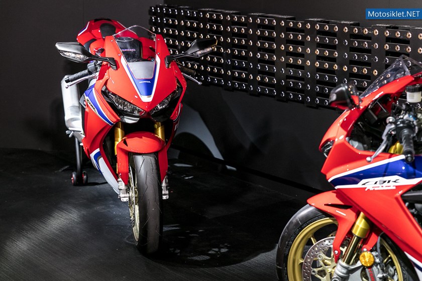 stand-honda-a-intermot-2016_42