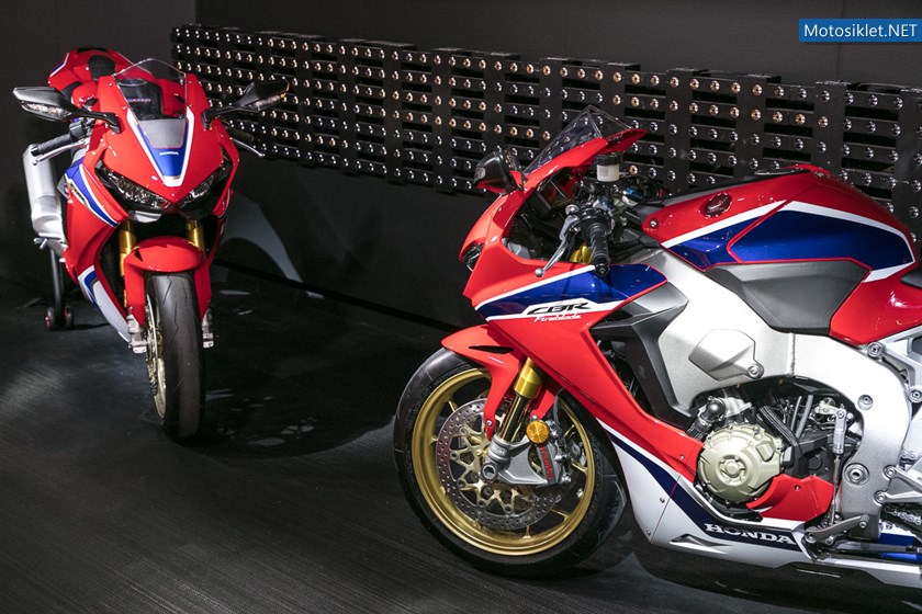 stand-honda-a-intermot-2016_43