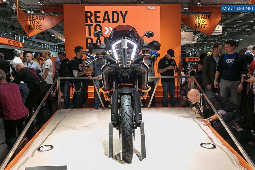 stand-ktm-a-intermot-2016_18