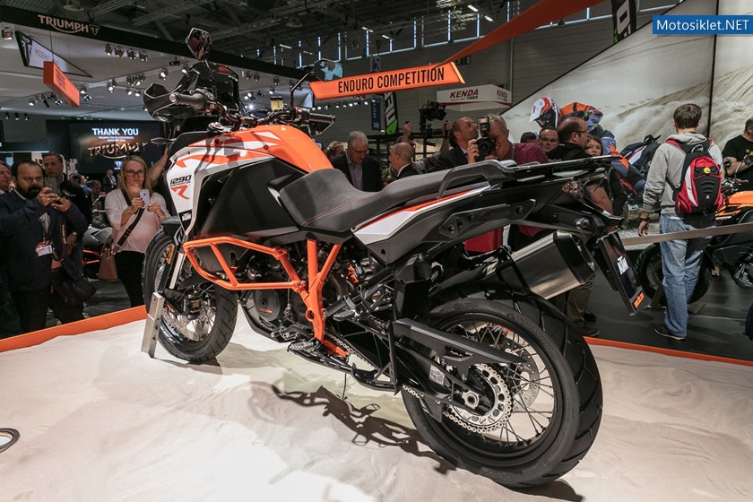 stand-ktm-a-intermot-2016_22