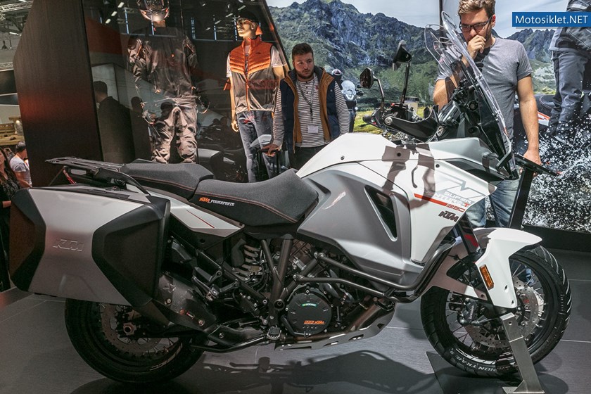 stand-ktm-a-intermot-2016_33