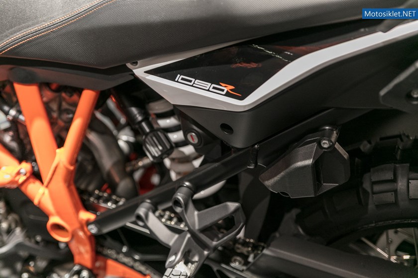 stand-ktm-a-intermot-2016_64
