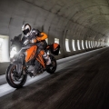 ktm-1290-super-duke-gt-2016_2