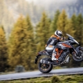 ktm-1290-super-duke-gt-2016_4