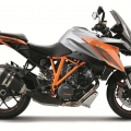 ktm-1290-super-duke-gt-2016_6