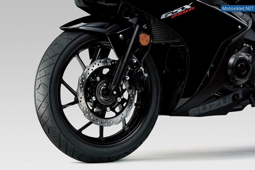 suzuki-gsx250r-2017_15