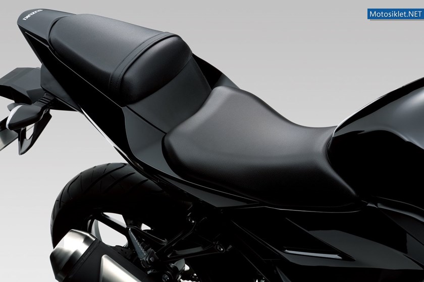 suzuki-gsx250r-2017_18
