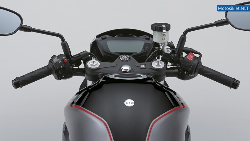340suzuki-sv-650-x-2018jpg