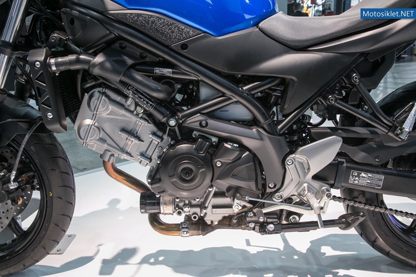 milan-motosiklet-fuari-2015-suzuki_21
