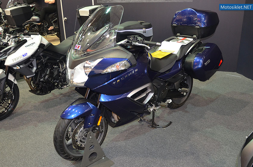triumph-2016-motosiklet-fuari-14
