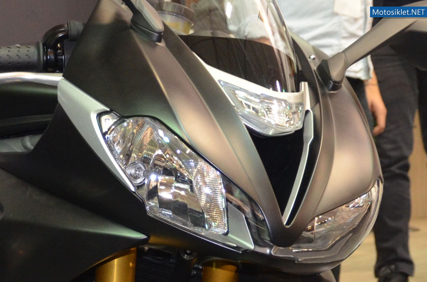 triumph-2016-motosiklet-fuari-17