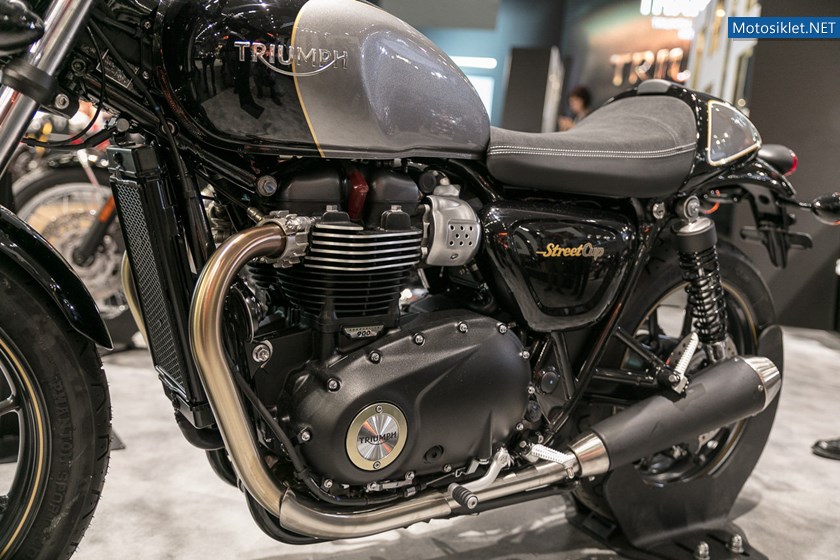 stand-triumph-a-intermot-2016_17