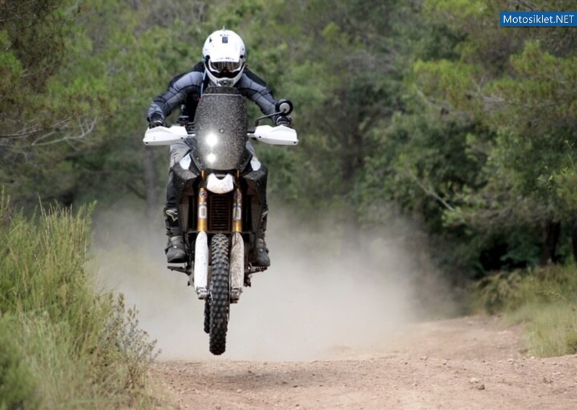 triumph-tramontana_12