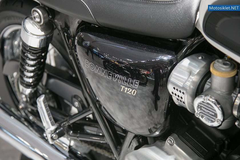 triumph-milan-motosiklet-fuari-2015_39