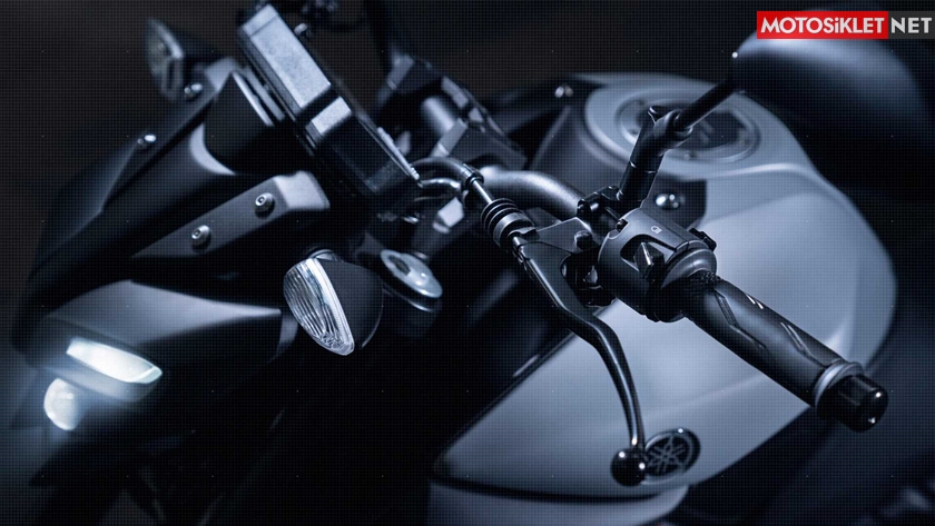2020-yamaha-mt125-12