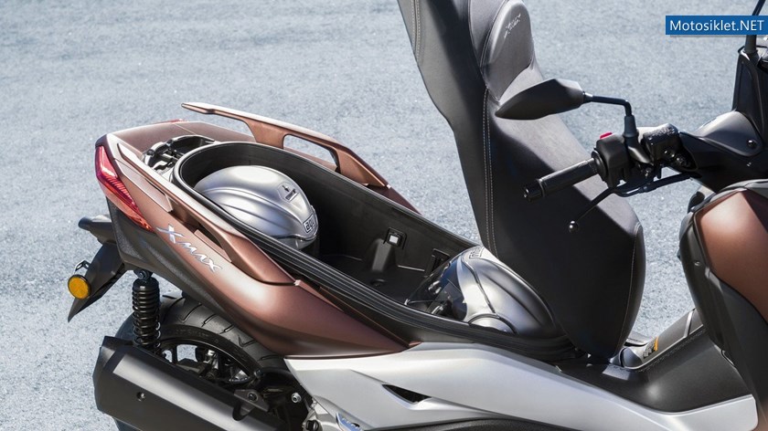 yamaha-x-max-300-2017_1