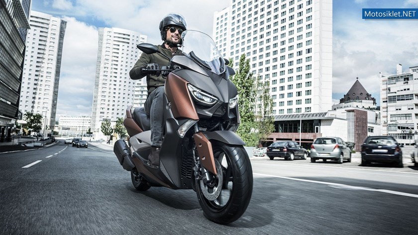 yamaha-x-max-300-2017_21