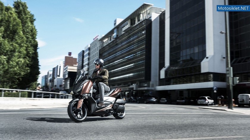 yamaha-x-max-300-2017_23