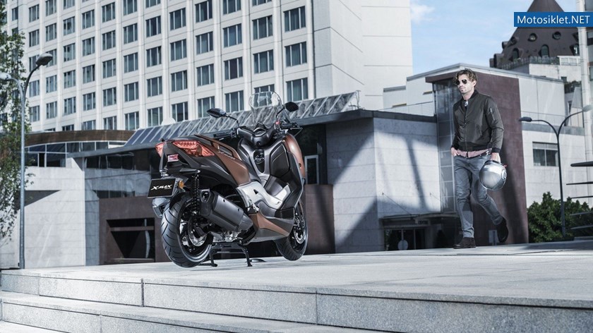 yamaha-x-max-300-2017_26