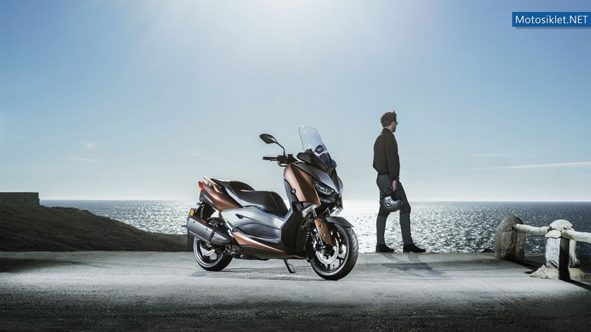 yamaha-x-max-300-2017_27