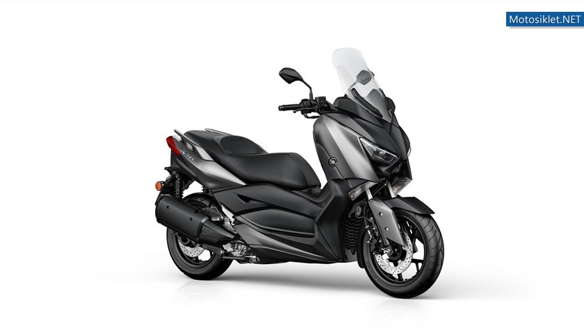 yamaha-x-max-300-2017_32